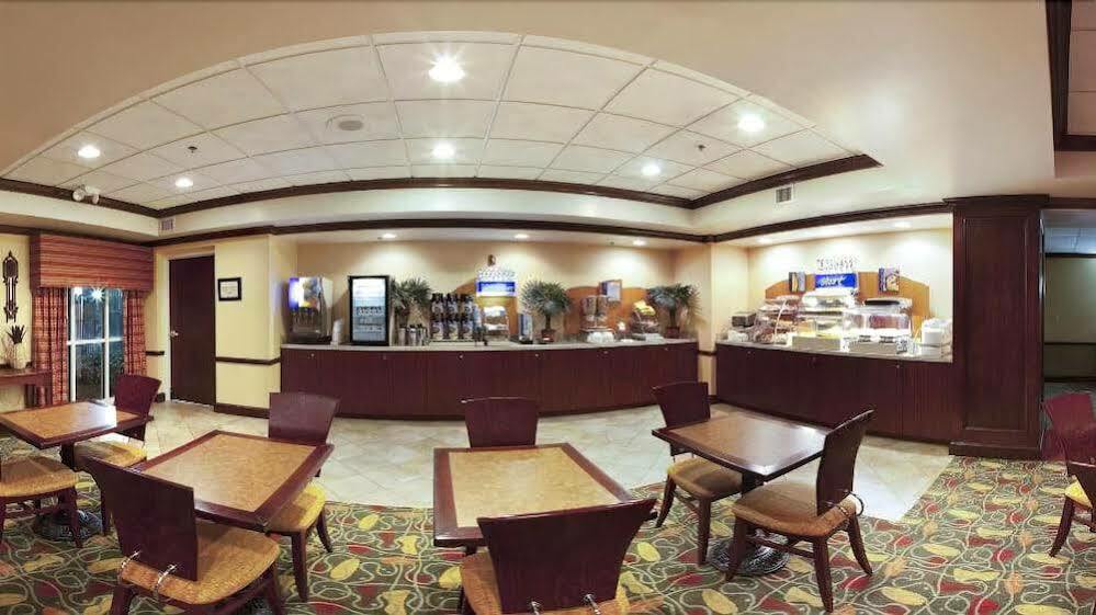 Holiday Inn Express Hotel & Suites Charleston-Ashley Phosphate By Ihg North Charleston Exteriér fotografie